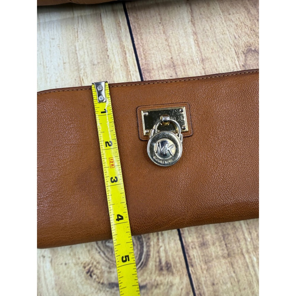 Michael Kors Hamilton Tan Leather Tote Bag and Matching Wallet Set Gold Hardware - Picture 16 of 16